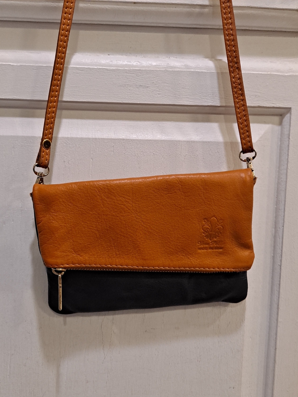 Vera Pelle Two-Tone Foldover Crossbody Caramel/Navy Nappa Italian Leather Clutch